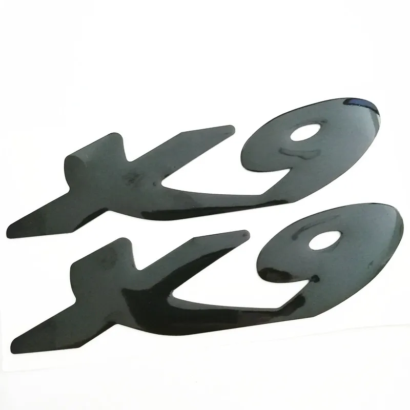 Универсална сребристо-черна 3D стикер с емблемата на Raise за стикери Piaggio X9